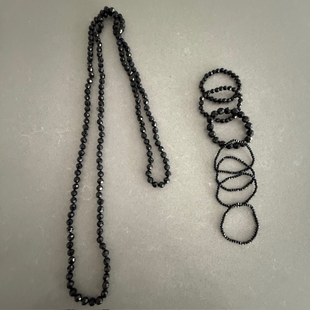 Nordstrom Long Black Beaded Necklace & 7 Shimmery  Bracelets EUC